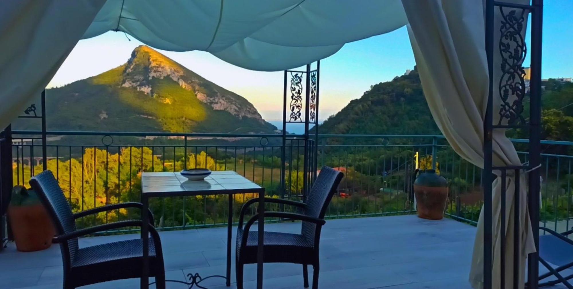 La Roccia Incantata Amalfi Coast Bed and Breakfast Vietri Buitenkant foto